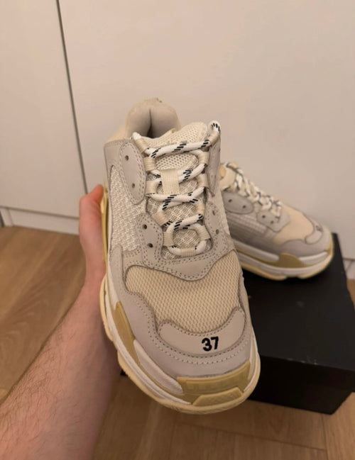 Balenciaga Triple S