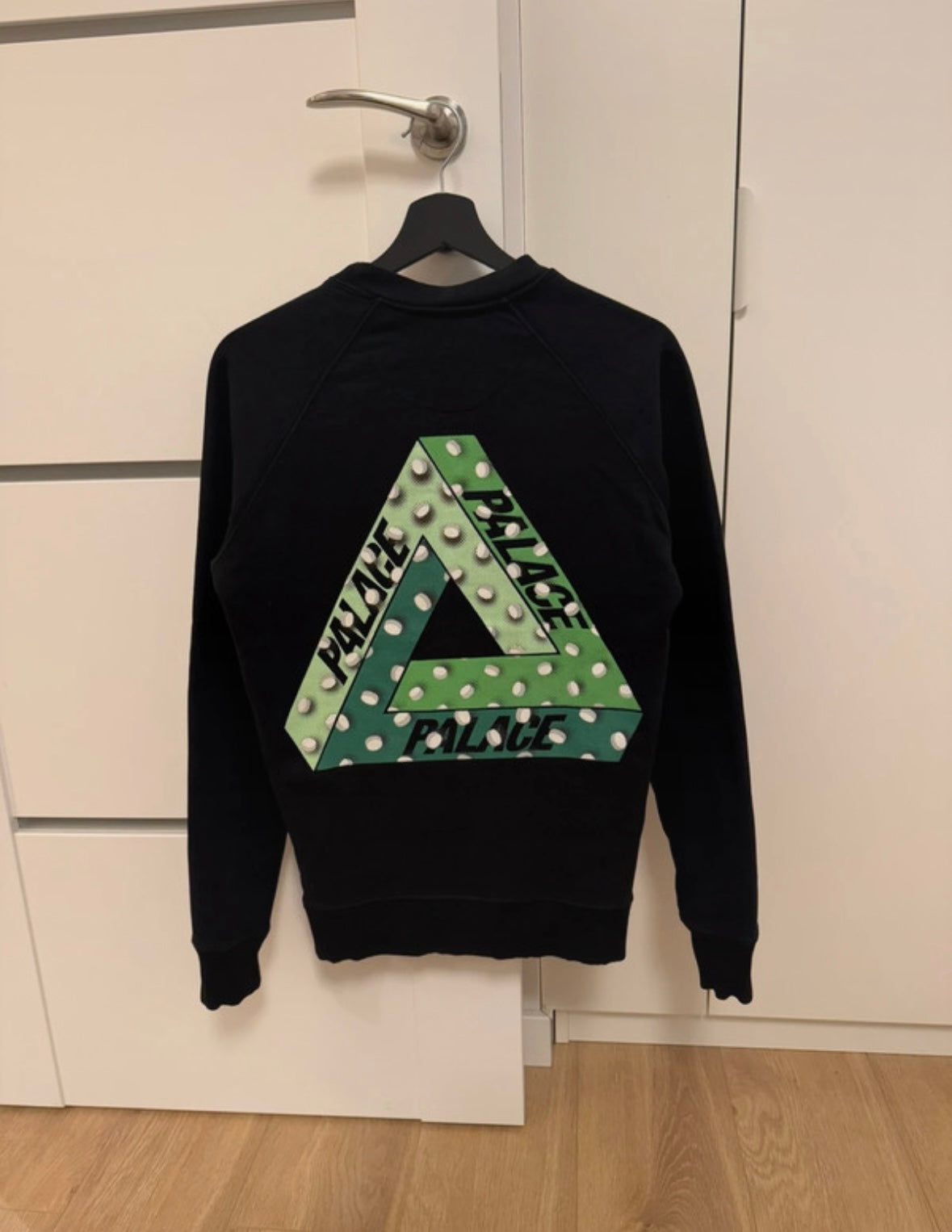 Palace Tablet crewneck