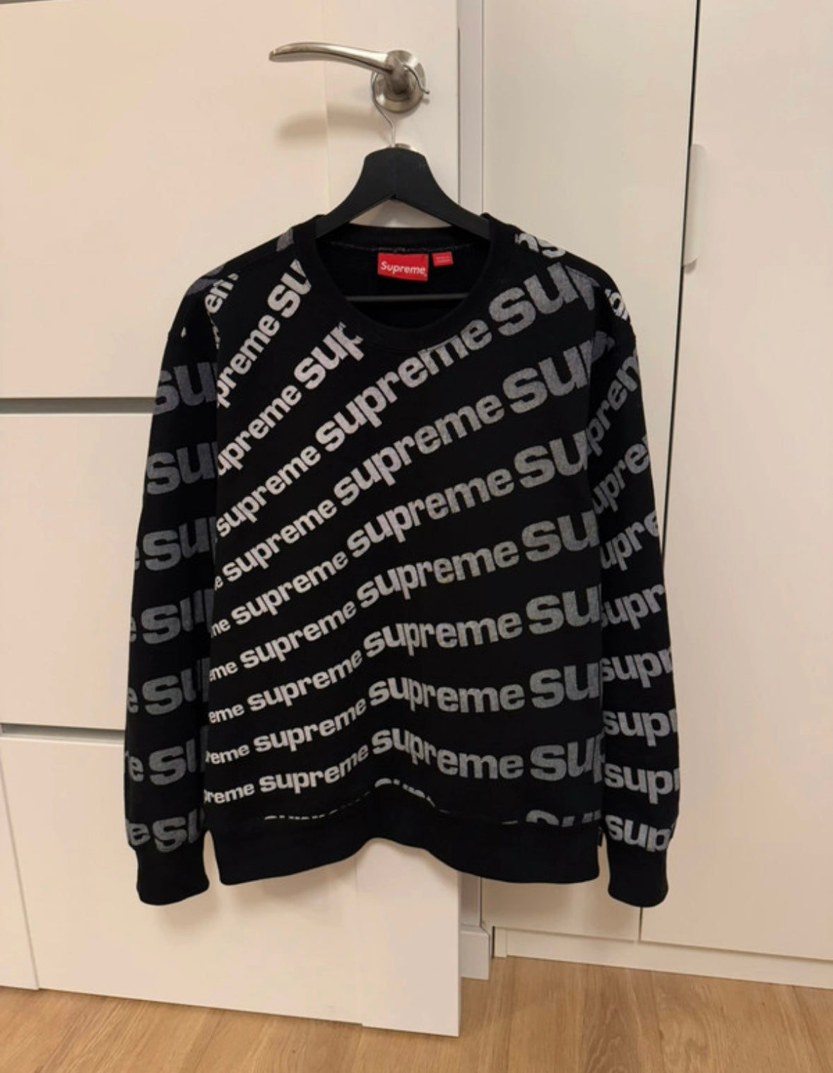 Supreme Radical crewneck