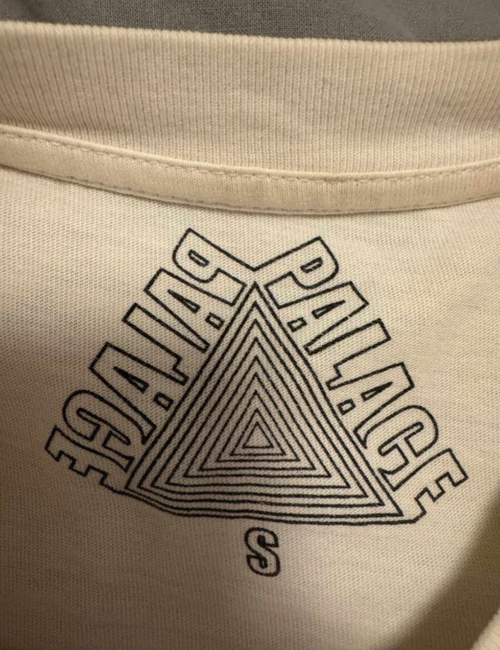 Palace Tri-Bury tee