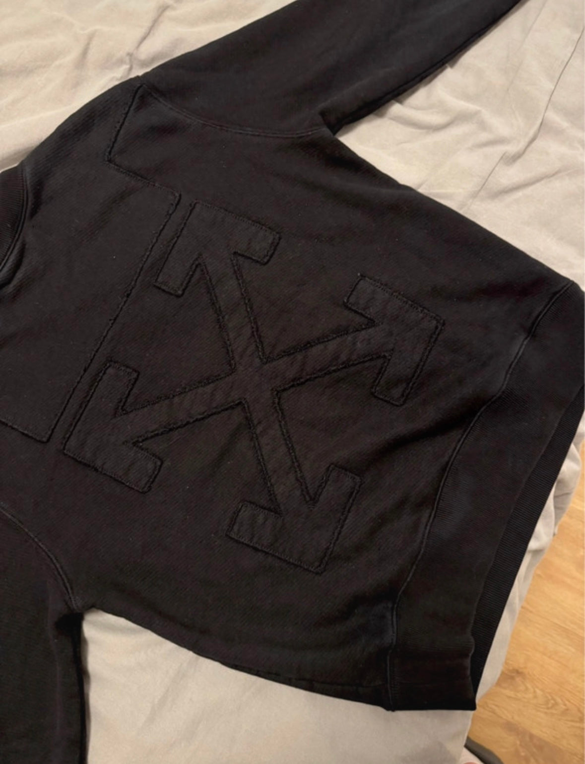 Off-White Diagonal Cutout Arrows crewneck